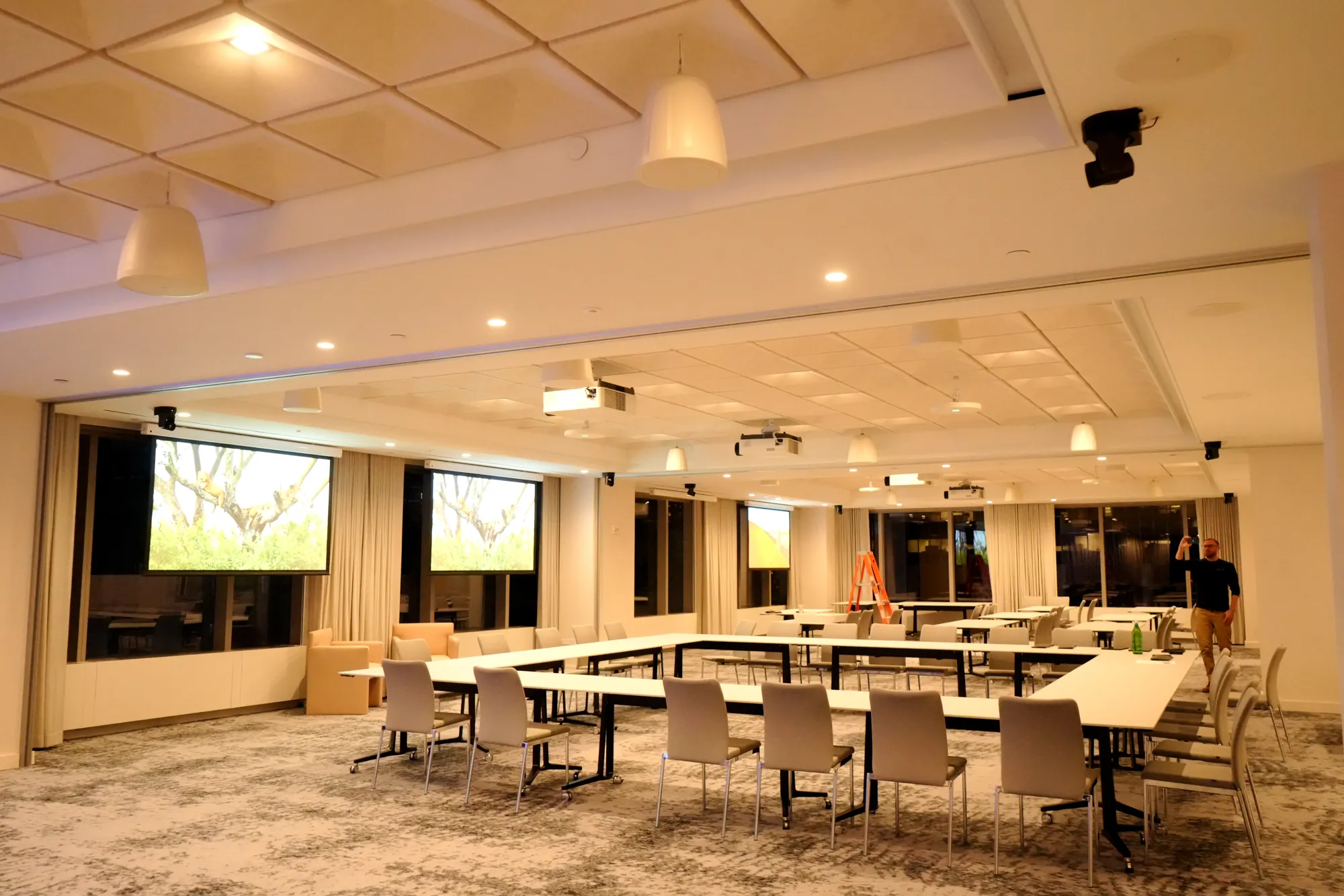 Training room with projection screens installed by DIST